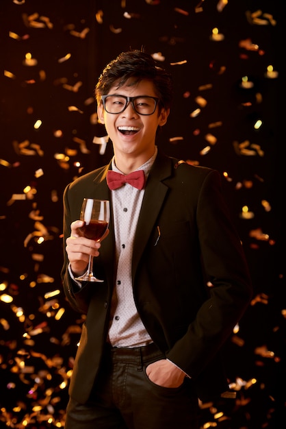 问鼎娱乐客服支持
